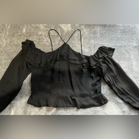H&M Black Ruffled Off-Shoulder Top - Picture 3 of 6